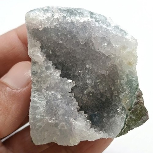 Amethyst druse uruguay 102 - amethyst,