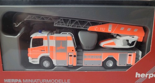 Feuerwehr kassel drehleiter - kassel,