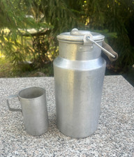 Antike nostalgische Milchkanne