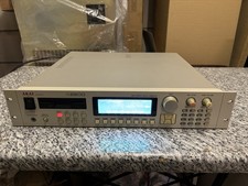 Akai S2800, 32MB RAM, SCSI
