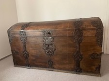 Norddeutsche Aussteuertruhe