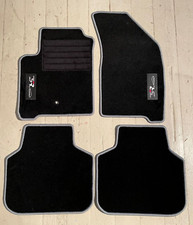 Irmscher Fußmatten Satz für Dodge Journey im SR Design schwarz mit grauen Rand