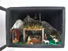 bäuerliche KASTEN KRIPPE - Holzfiguren ALPENDIORAMA - süddeutsch Biedermeierzeit