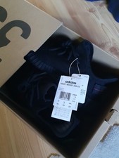 adidas Yeezy Boost 350 V2