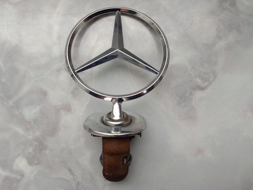 Mercedes w123 stern - mercedes,