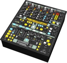 Behringer DDM4000 4-Kanal