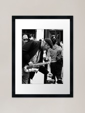 Collecting the Cash Gerahmter