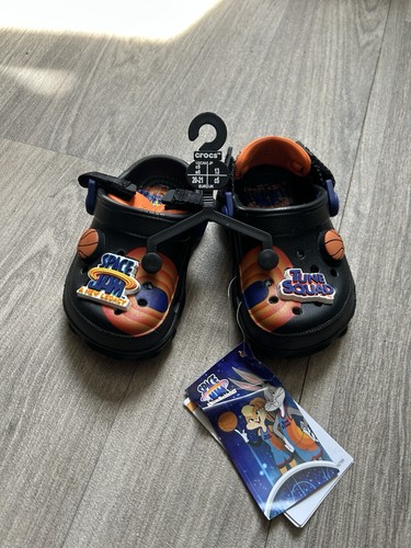 Crocs space jam tune - x, squad