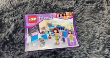 Lego friends Labor von olivia : 1 Figur,1Tafel,1Werkbank und Regal enthalten.