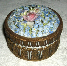 Antike Deckeldose mit