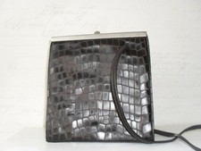 Damen Handtasche klein Vintage Klippverschl Krokooptik mit lg Henkel 18x20x6,5