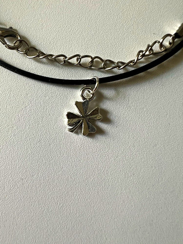 Schwarze lederkette mit - lederkette,