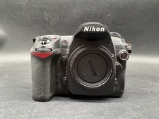 Nikon D200 10.2MP