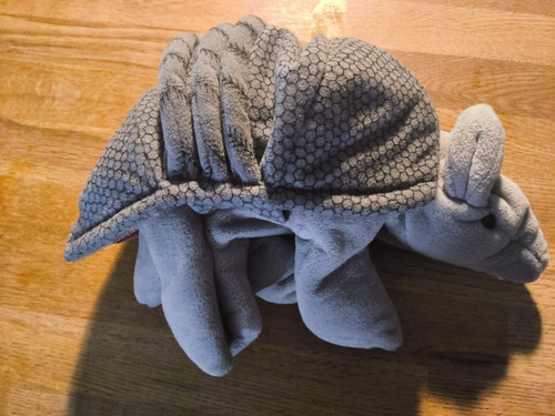Therapiehandpuppe gürteltier - therapiehandpuppe,