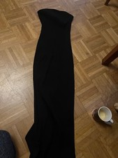 schwarzes langes Kleid
