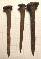 3Stück Antike sehr stabiele geschmiedete Nägel 70 bis 75 mm Lang, rostig