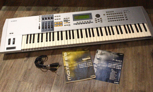 Yamaha motif es7 - motif,
