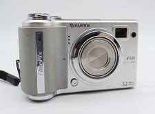 196 - Fuji Fujifilm finepix