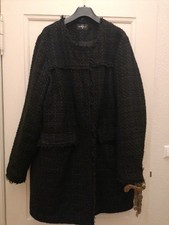 Schwarzer Boucle Mantel