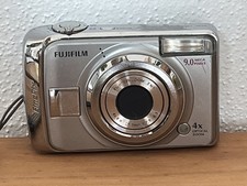 Fujifilm FinePix A900 Digitalkamera Kamera 9 MP silber Digi Cam