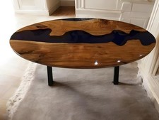 Ovale Tischplatte aus