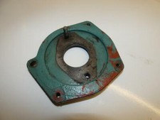 Hanomag Granit 501 E Flansch für Einspritzpumpe