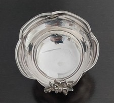  Kleine runde Schale, 925/000 Silber, am Rand florales Relief