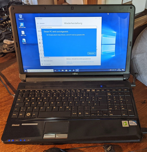Fujitsu lifebook ah530 - fujitsu,