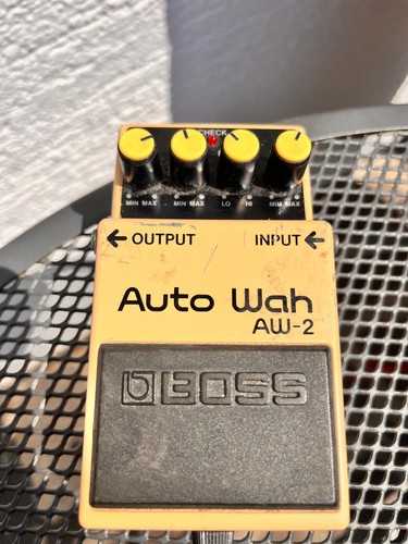 Boss auto wah guitar - wah, aw-2
