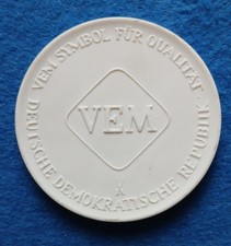 01 288 DDR Porzellanmedaille