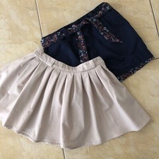 Zwei Mädchen Röcke Gr. 134