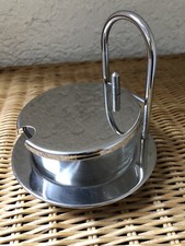 Parmesan-/Marmeladendose aus