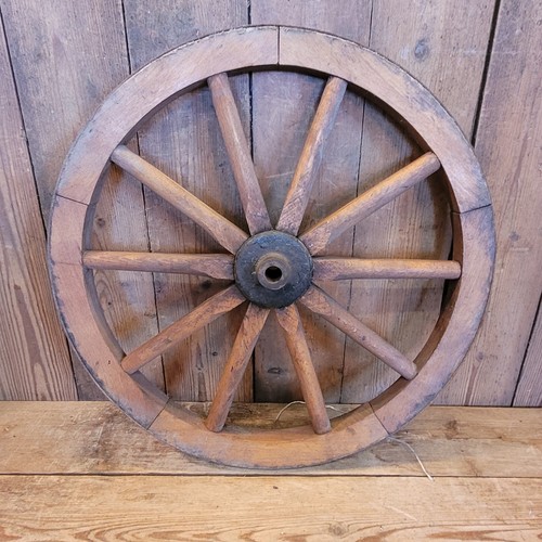 Altes wagenrad cm - cm, rad