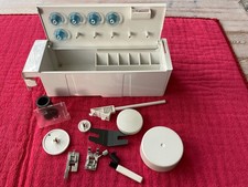 Ersatzteile und Zubehörfach