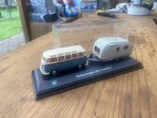 VW T1 Samba mit Wohnwagen 1:72 Modell