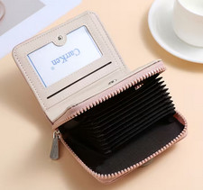 Mini- Geldbörse mit Platz