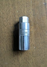 KS TOOLS Stoßdämpfer-Außensechskant-Gegenhalter-Stecknuss, 22 mm 150.9422