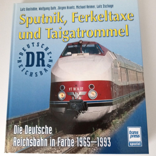 Sputnik ferkeltaxe und - ferkeltaxe,