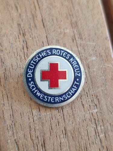 Alte brosche deutsches - brosche, rotes