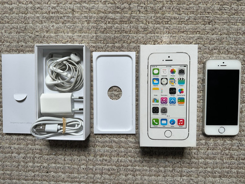 Apple iphone 32gb - -,