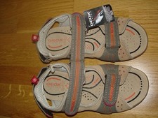 NEU mit Etikett GEOX Jungen Trekking - Sandale Gr. 36 Sandalen beige