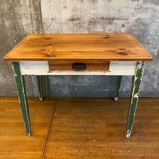 Vintage Weichholztisch mit Schubfach | farbenfroher Küchentisch | aufgearbeitet