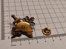 PIN/Anstecker HELM, DOLCH