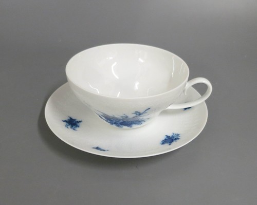 Teetasse mit tasse - mit, ut