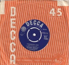 7'' Single - Anthony Newley - Strawberry fair