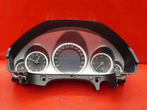 Mercedes w212 klasse tacho - mercedes,