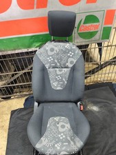 FORD KA RU8 Sitz Beifahrersitz Stoff Gemustert