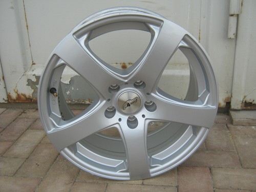 Alufelge neuwert com 4 - com,