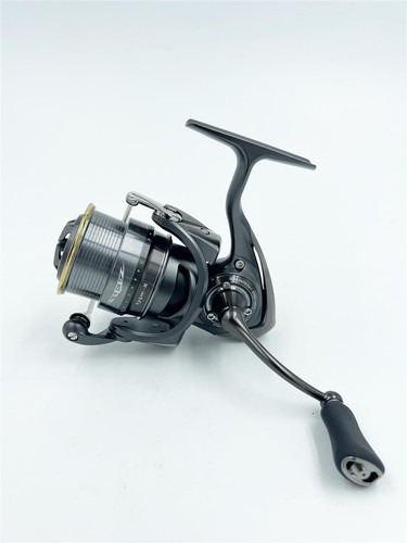 Daiwa steez type 2500 - daiwa,