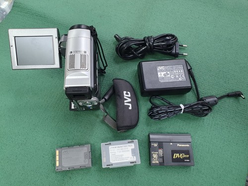 Jvc digital video camera - video,